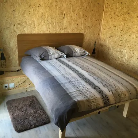 Gospodarstwo agroturystyczne Chevrerie Des Oliviers *